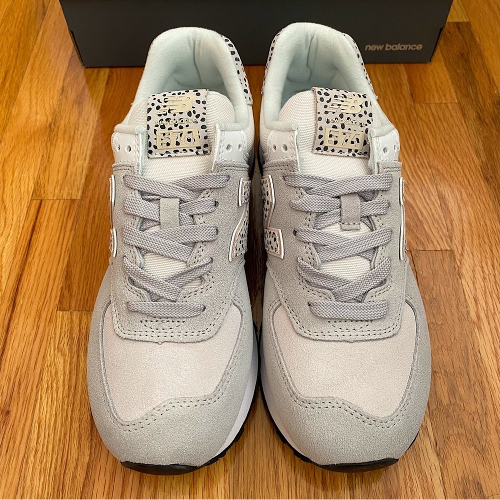 New Balance 574 Women’s Sneakers - Picture 3 of 7